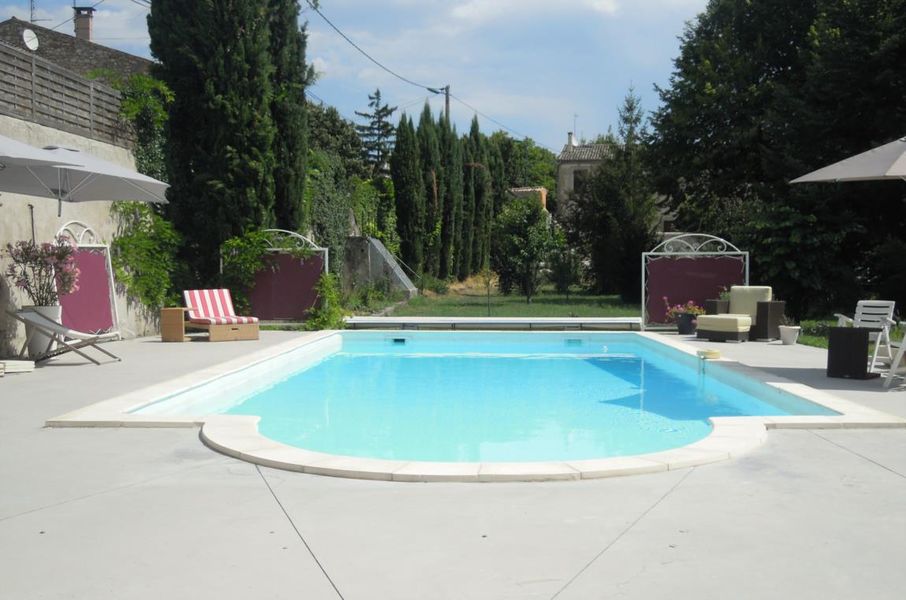 piscine clos des secrets