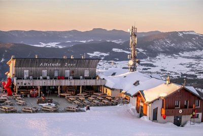 Vue sur Côte 2000 depuis les pistes