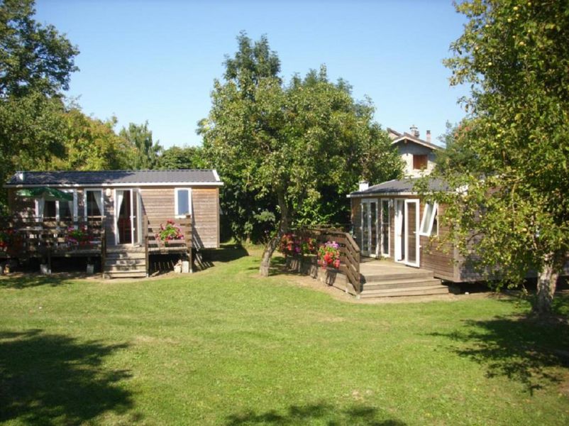 Location de Mobil-homes tout confort dans un cadre calme et verdoyant