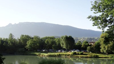 Vue depuis Nattages sur le camping