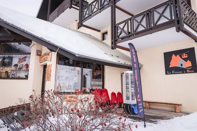 Entrée sous la neige