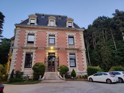 Façade