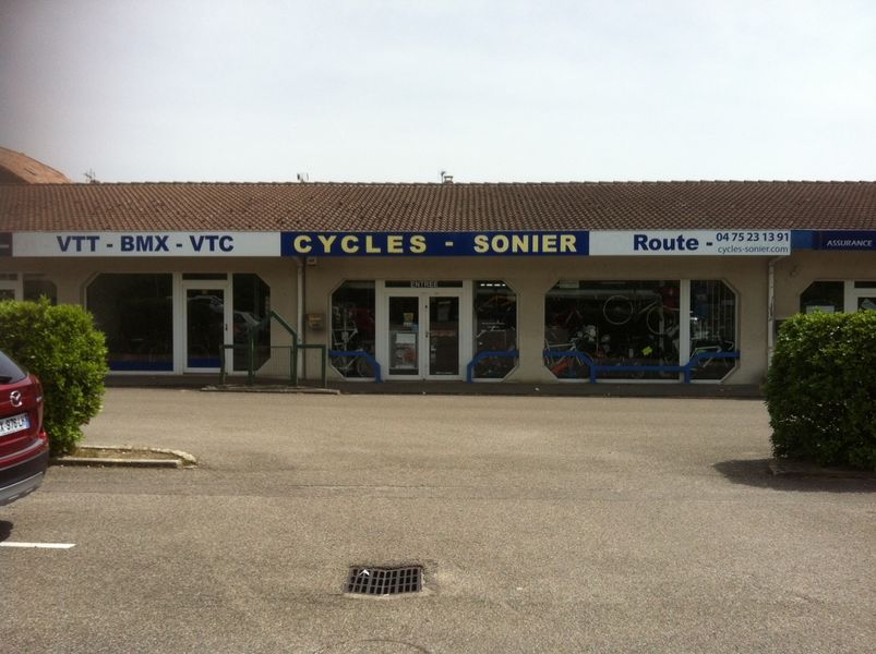 Magasin cycles sonier