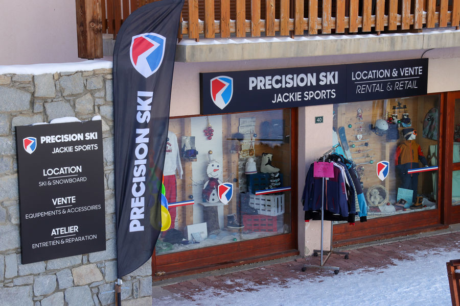 PRECISION SKI - Jackie Sports 1800