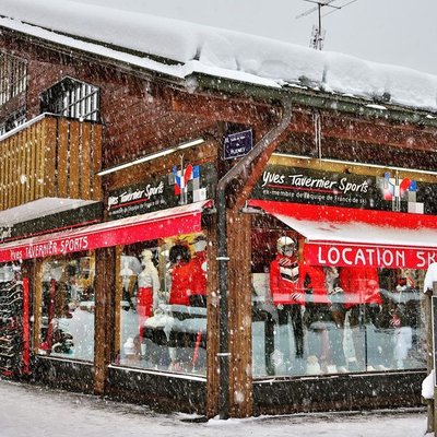 Yves Tavernier Sports