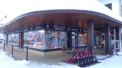 devanture vue depuis écoles de ski