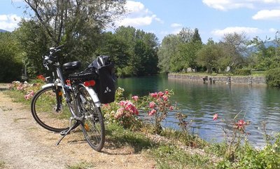 locationvelo-aixlesbainsrivieradesalpes