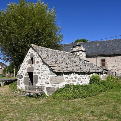 Entrée du four à pain