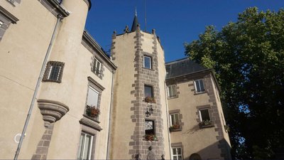 Mairie-Château