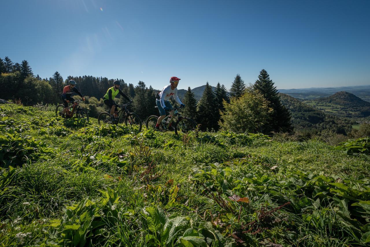 Conquête des cimes en VTT