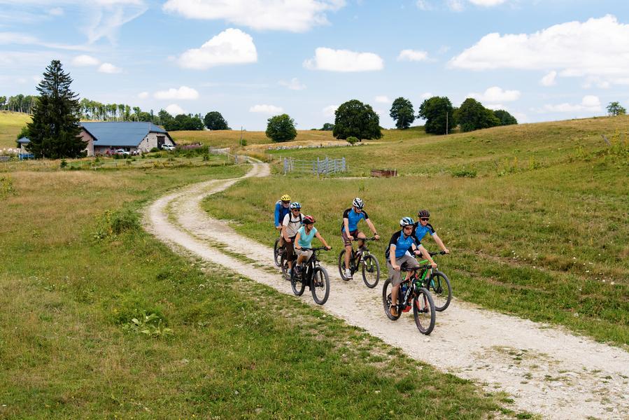 Parcours VTT 14 rouge - Retord - les balcons du Mont Blanc - Espace FFC Ain Forestière_Haut Valromey