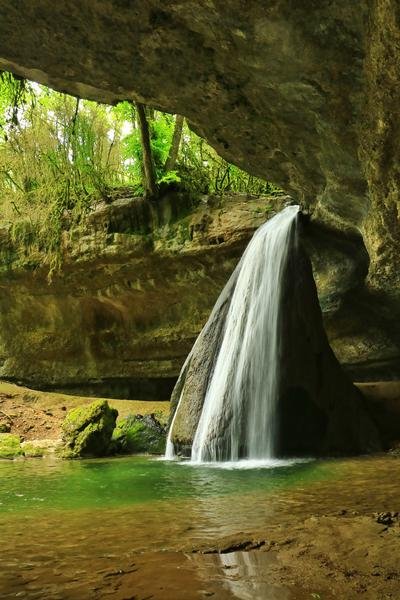 Cascade du Pain de sucre dans le Valromey