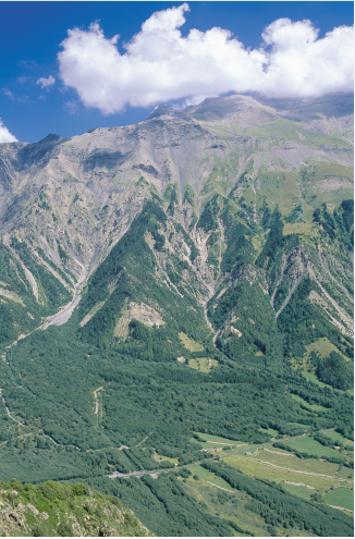 Vue du Col d'Ornon et sa vallée