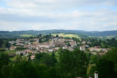 Vue sur Chambost-Longessaigne