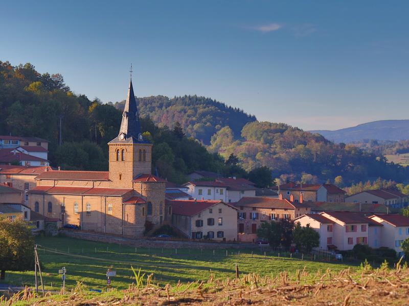 Vue sur le village de Saint-Clément-les-Places