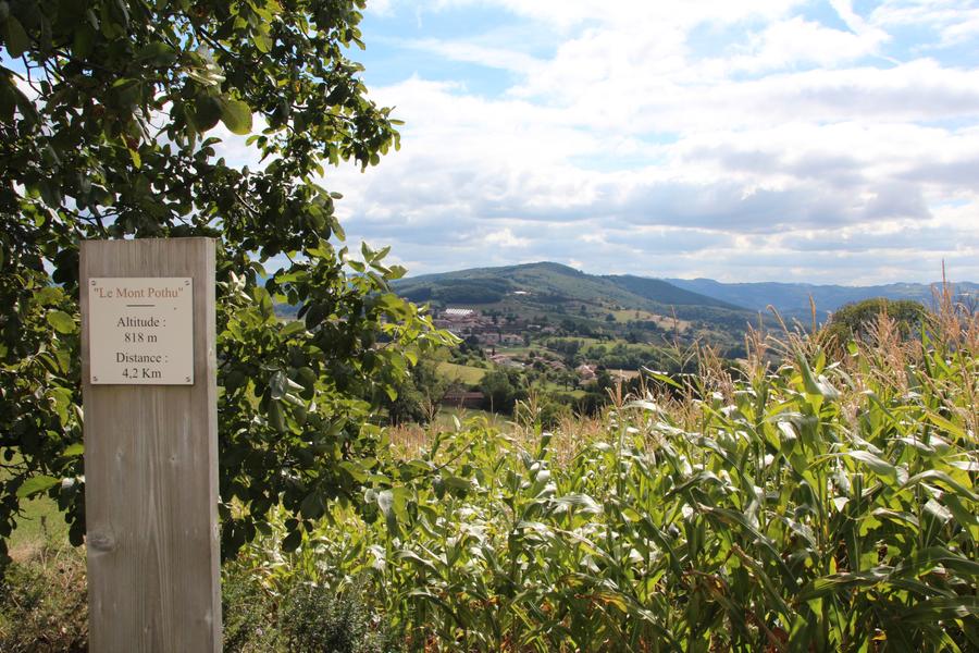 Vue sur le Mont Pothu