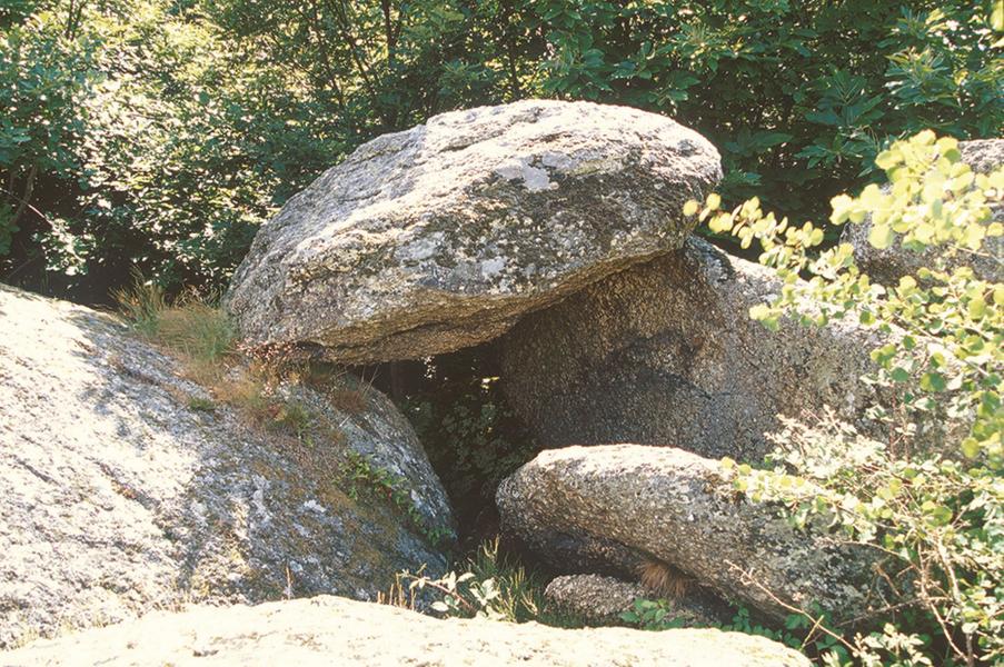 Le dolmen