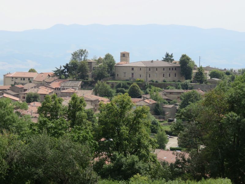 Bourg médiéval de Riverie - Petite cité de caractère