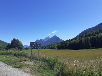 Vue au sommet du col des prés