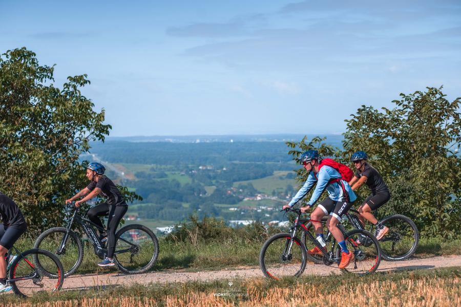 VTT à Châtel-Montagne