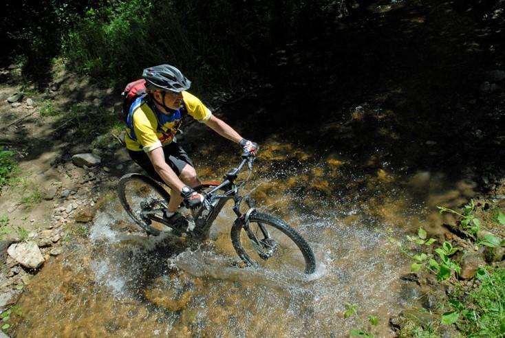 Les roues dans l'eau
