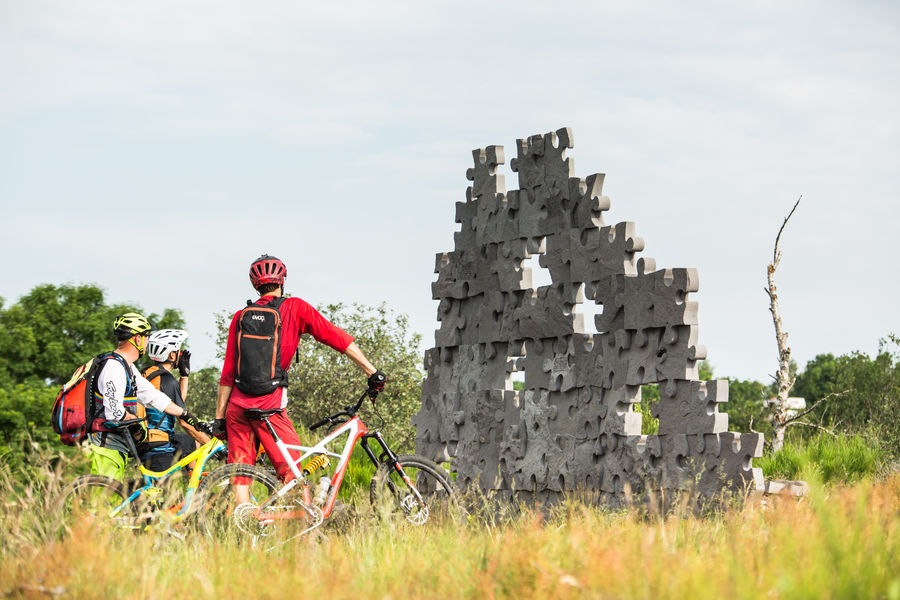 Land Art en pierres de Volvic